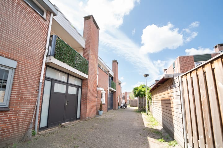 Foto 45 van Azalea 9