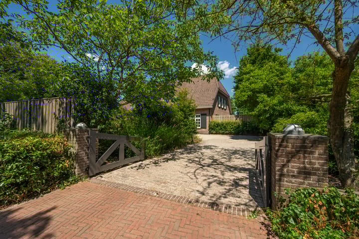 Foto 62 van Roosbergseweg 2