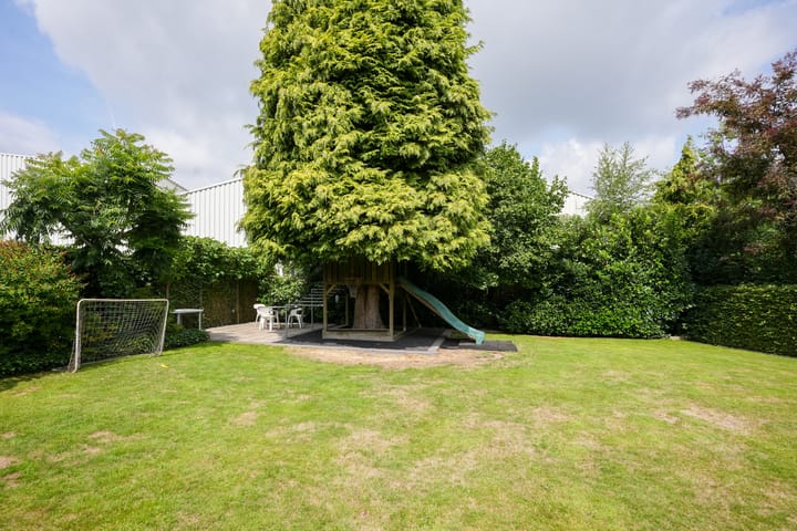 Foto 40 van Sterre der Zeestraat 9