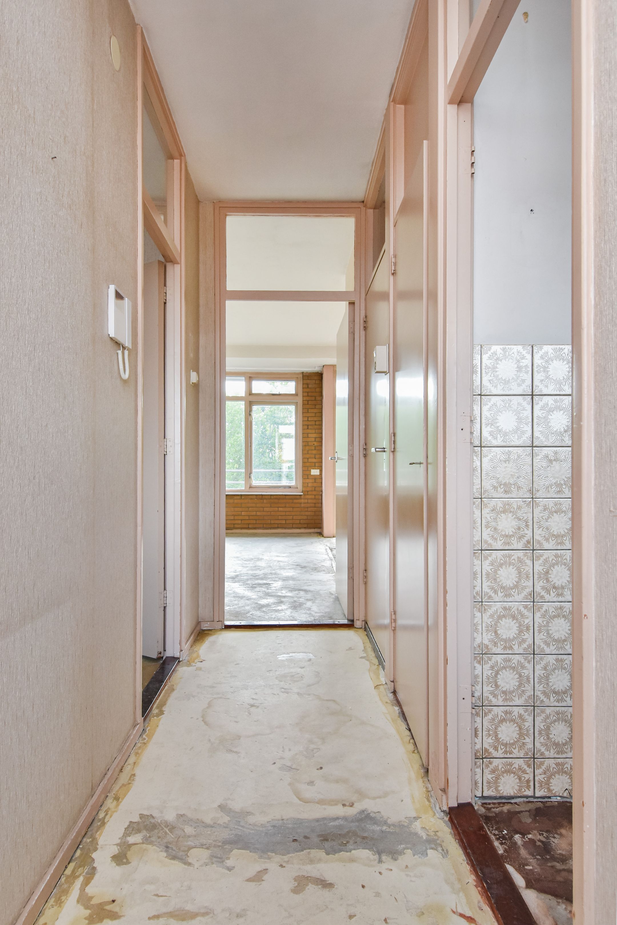 Photo 15 of Van Adrichemstraat 125