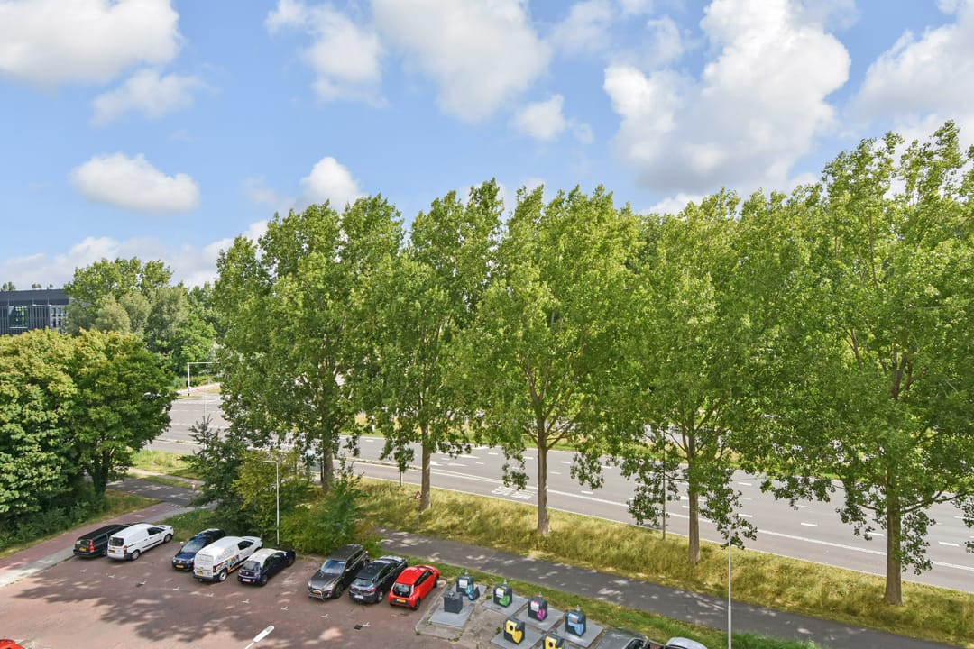 Photo 28 of Van Adrichemstraat 125