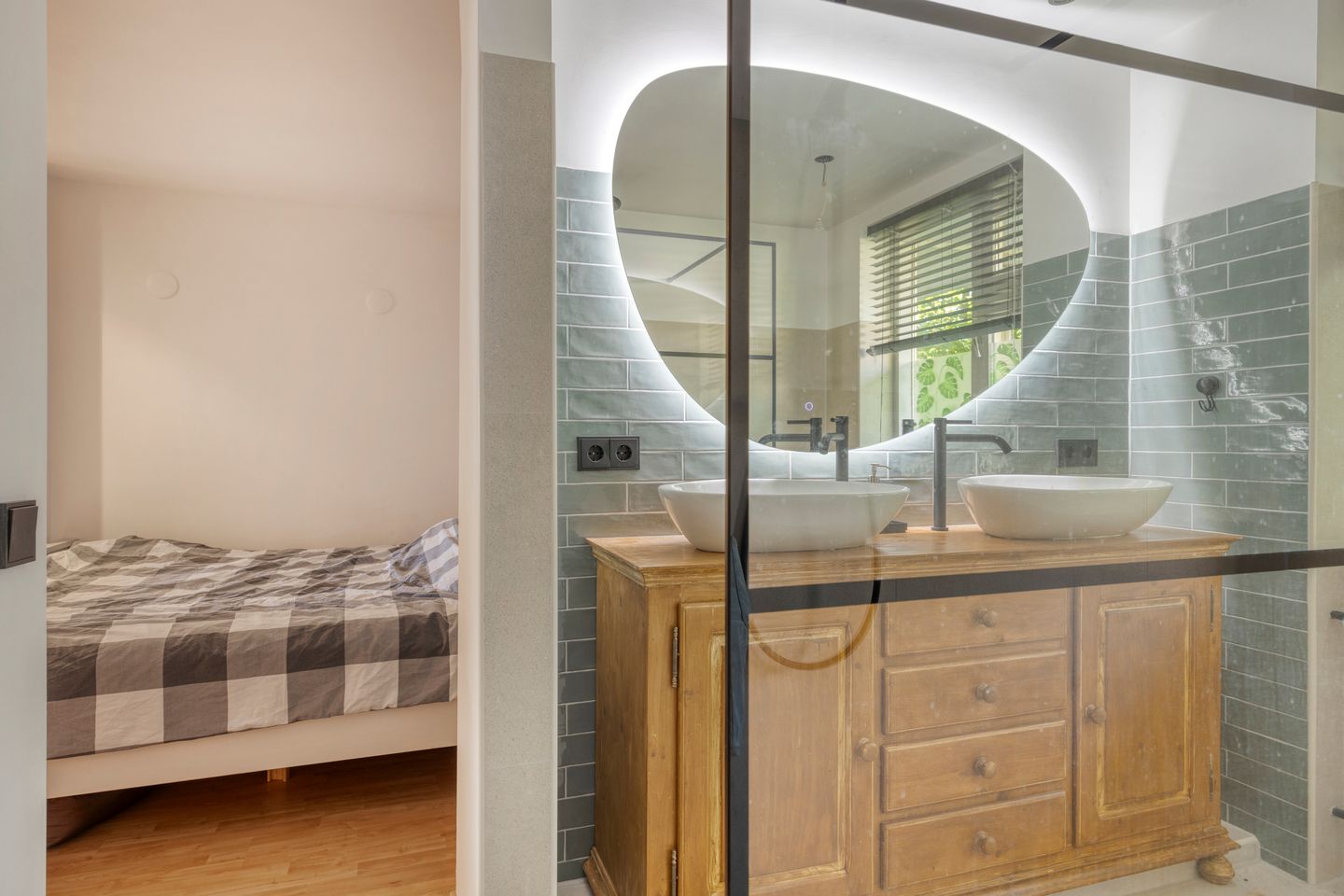 Photo 29 of Okeghemlaan 37