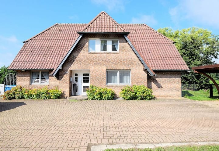 Foto 2 van Uedemer Straße 190