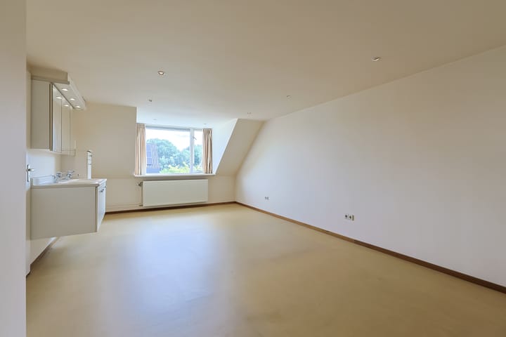 Foto 32 van Grotiuslaan 17