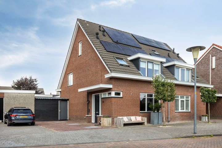 Foto 7 van Hoefsmid 33