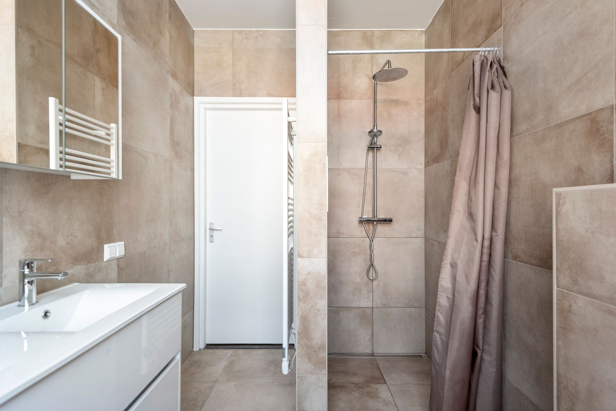 Foto 27 van Haltestraat 27-A