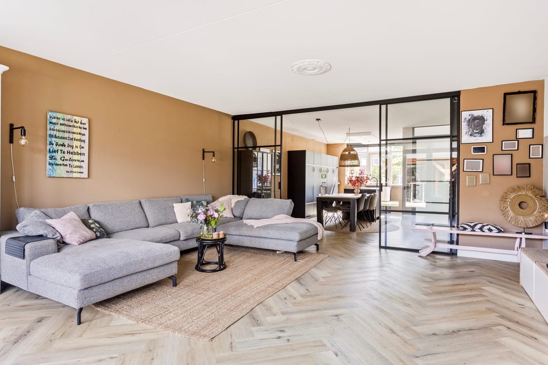 Foto 2 van Hoefsmid 33