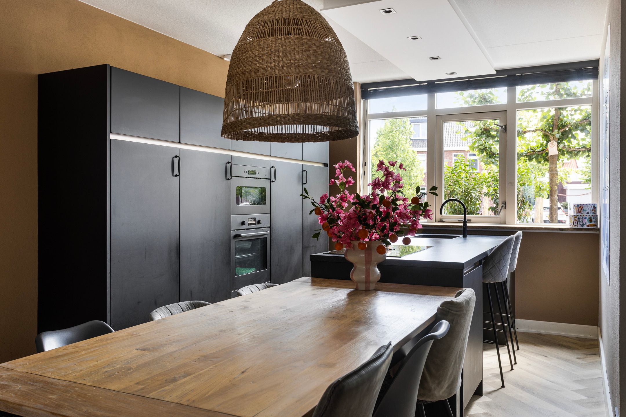 Foto 3 van Hoefsmid 33