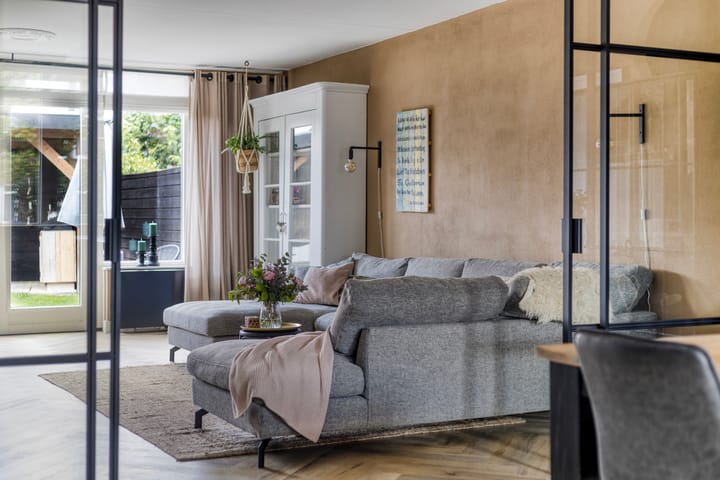 Foto 22 van Hoefsmid 33