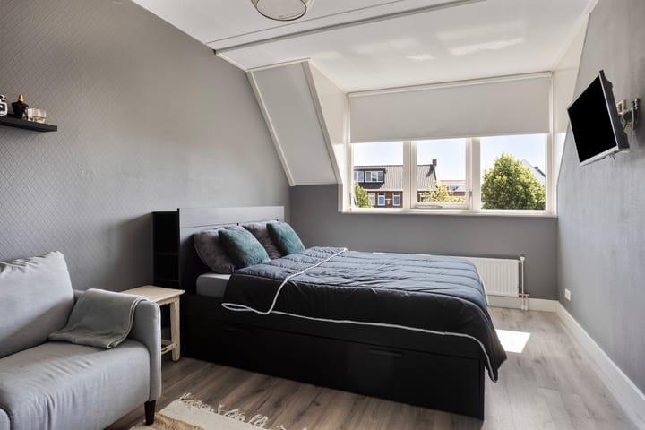 Foto 25 van Hoefsmid 33