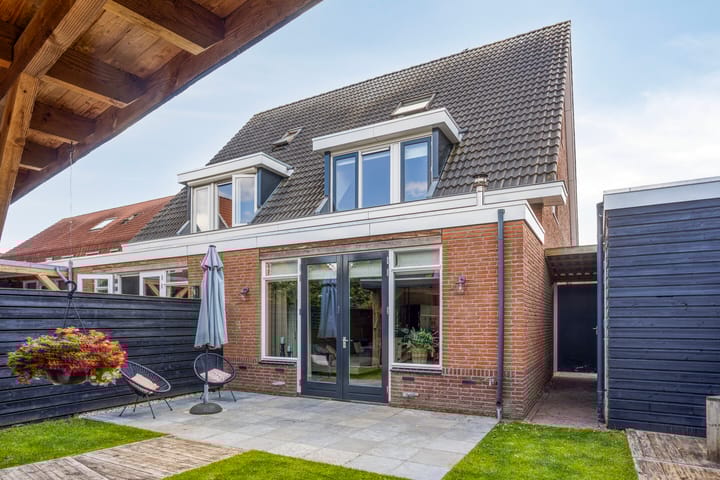 Foto 38 van Hoefsmid 33