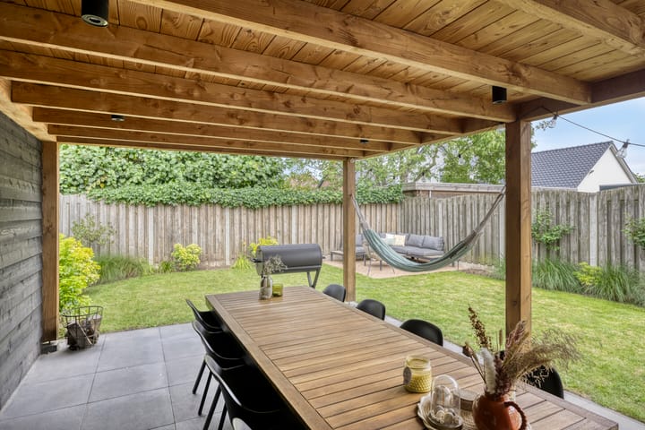 Foto 27 van Demerstraat 6