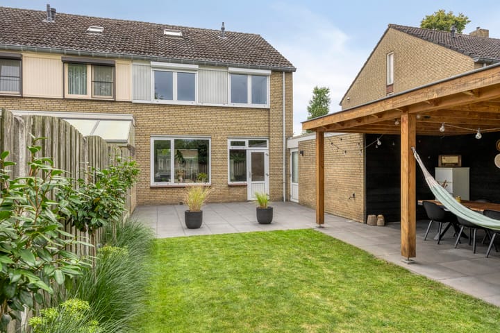 Foto 29 van Demerstraat 6