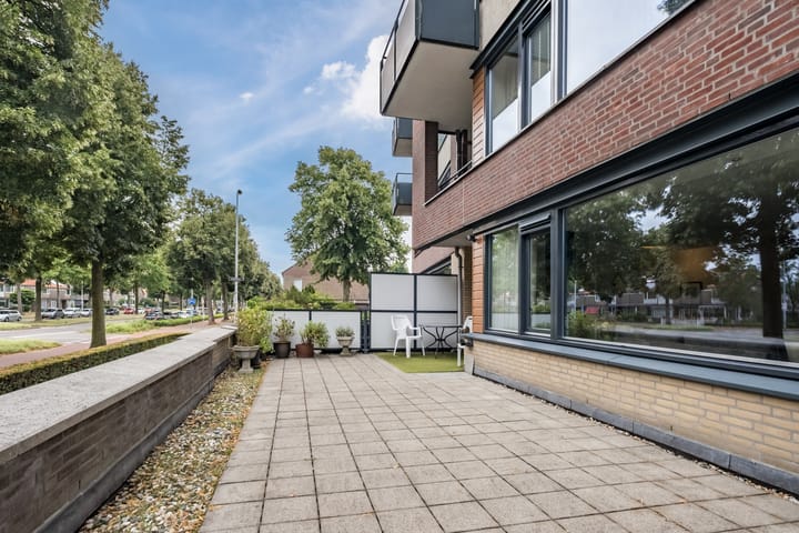 Foto 3 van Alard du Hamelplaats 124