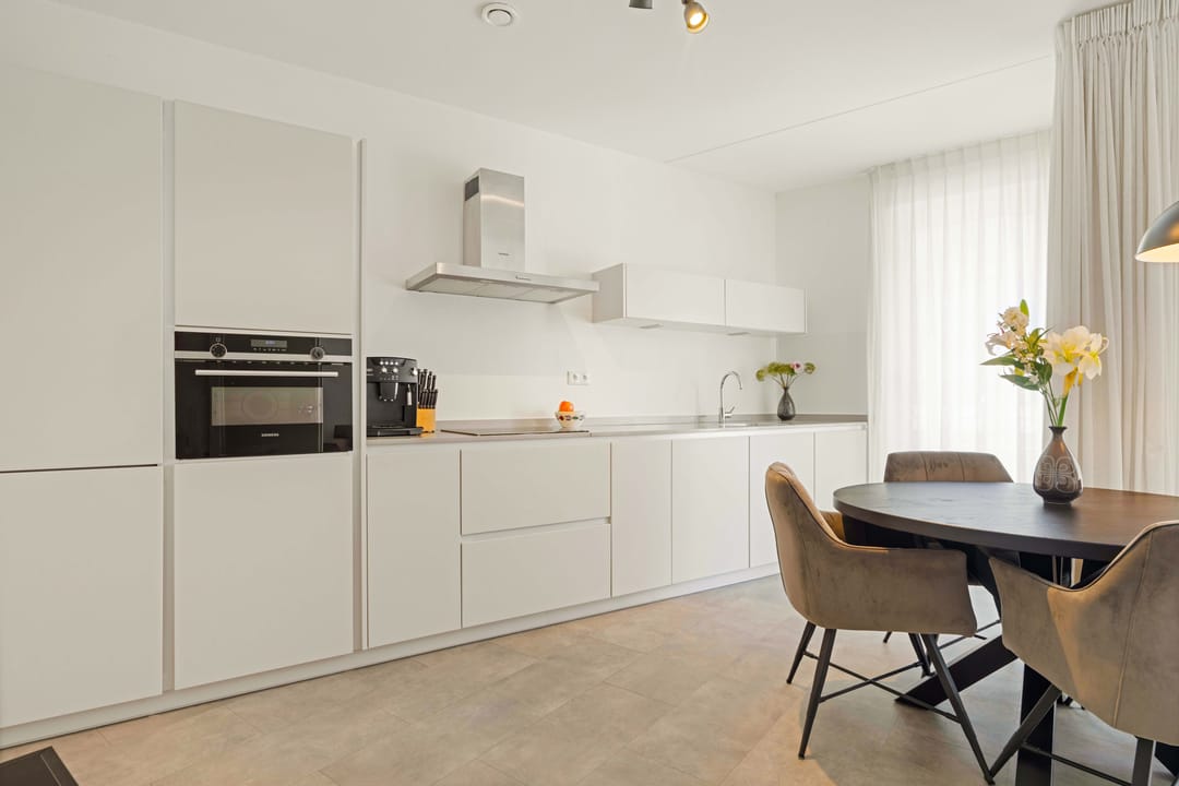 Photo 13 of Willem Dudokhof 109