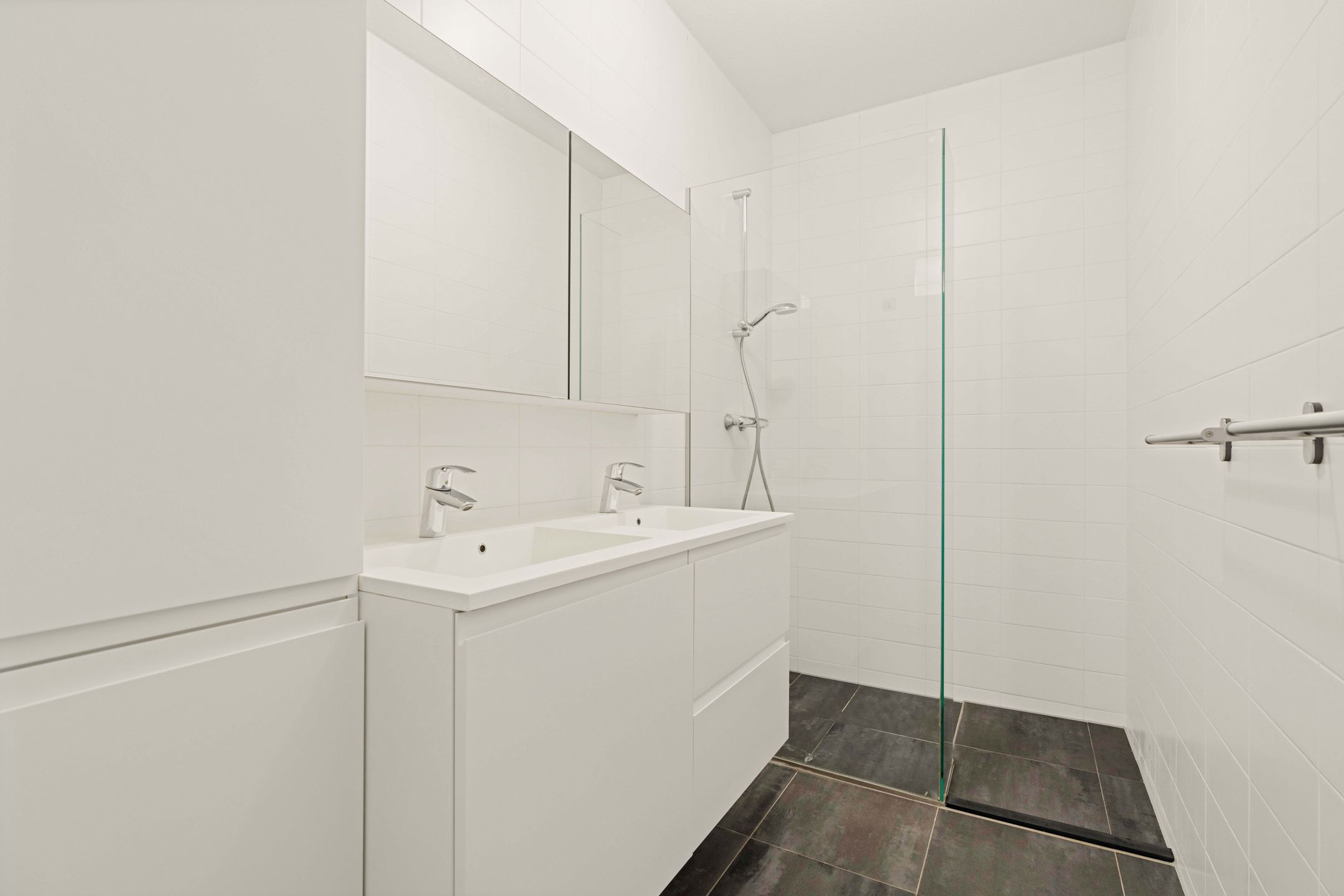 Photo 21 of Willem Dudokhof 109