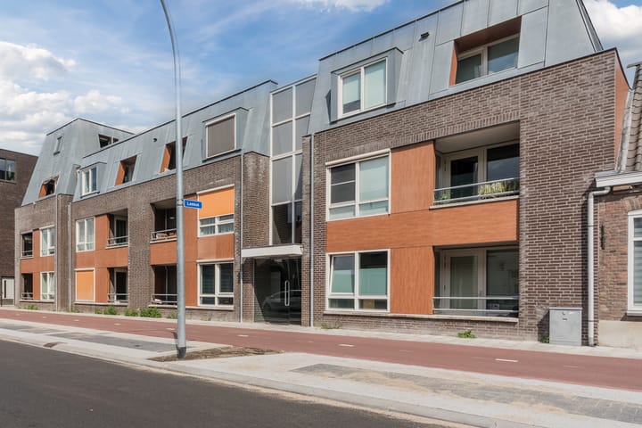 Foto 2 van Lombok 11