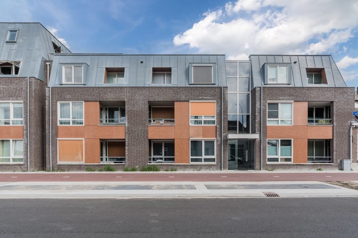 Foto 1 van Lombok 11