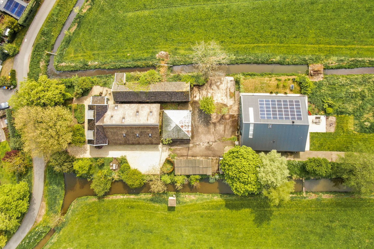 Photo 5 of Vreelandseweg 42