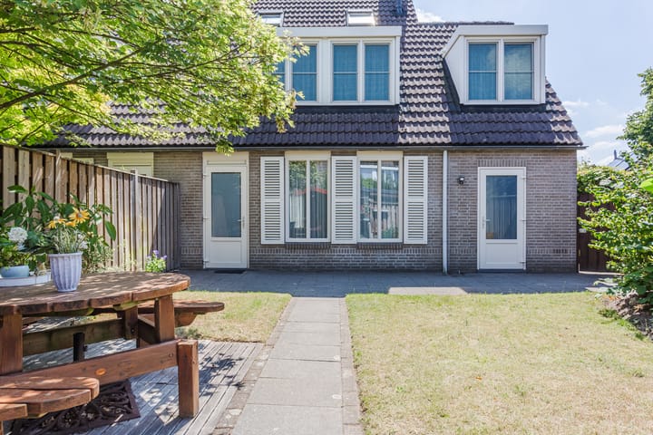 Foto 5 van Klaproos 8