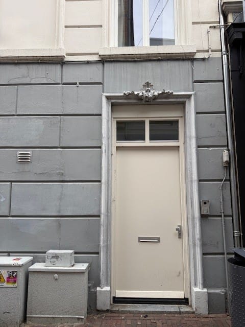 Foto 2 van Varkensmarkt 19-C