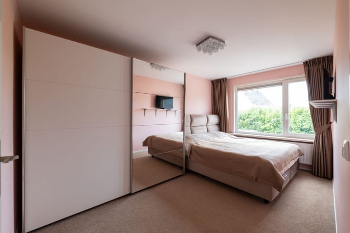 Foto 26 van Mantelschelp 6