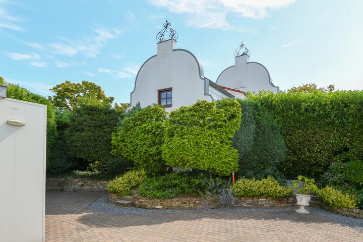 Photo 2 of Weergraaf 18