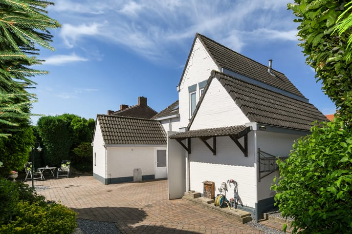 Photo 38 of Weergraaf 18