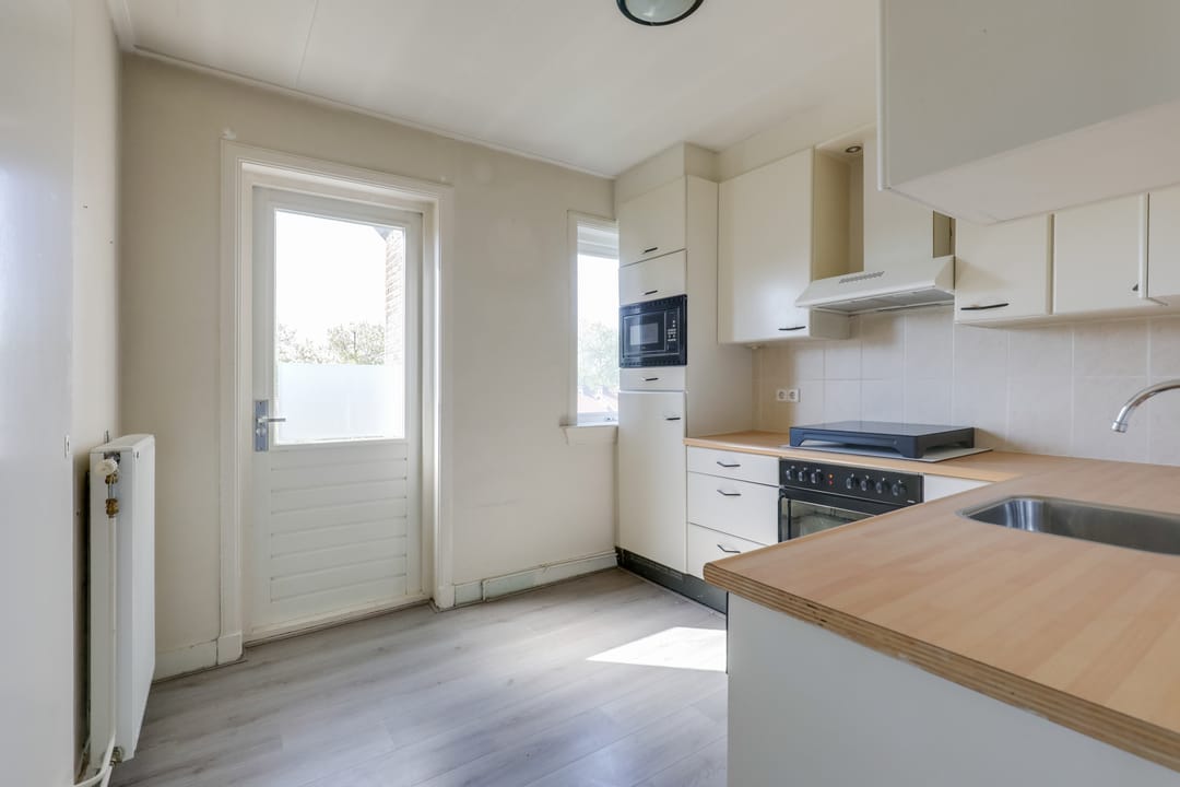 Photo 22 of Johan de Wittlaan 100