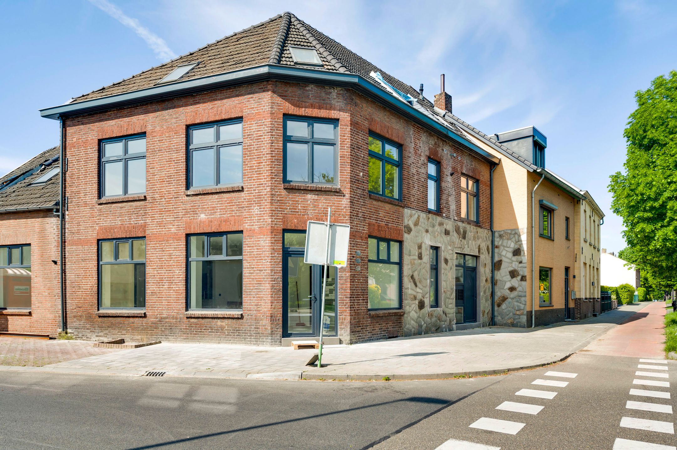 Foto 15 van Rijksweg 178-D