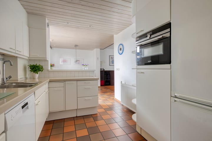 Foto 12 van van Middelhovenstraat 99