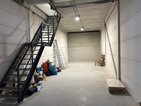 View photos