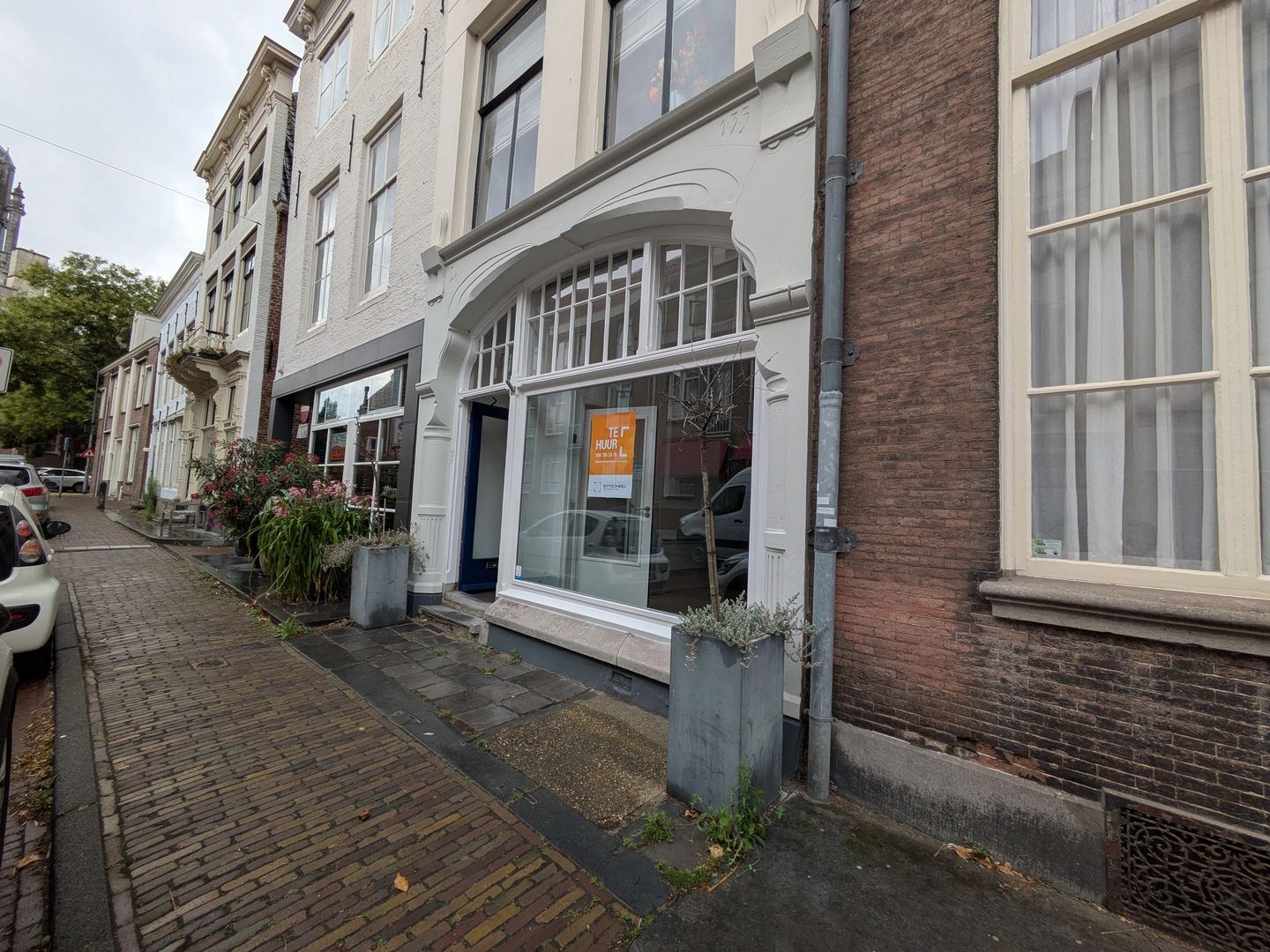 View photo 2 of Lange Noordstraat 27
