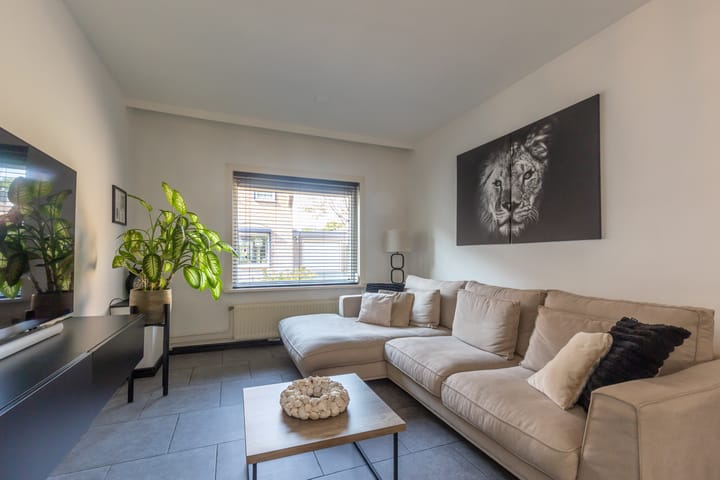 Foto 8 van Klaproosstraat 6