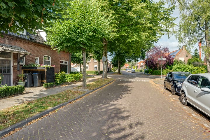 Photo 2 of Prinses Beatrixstraat 40