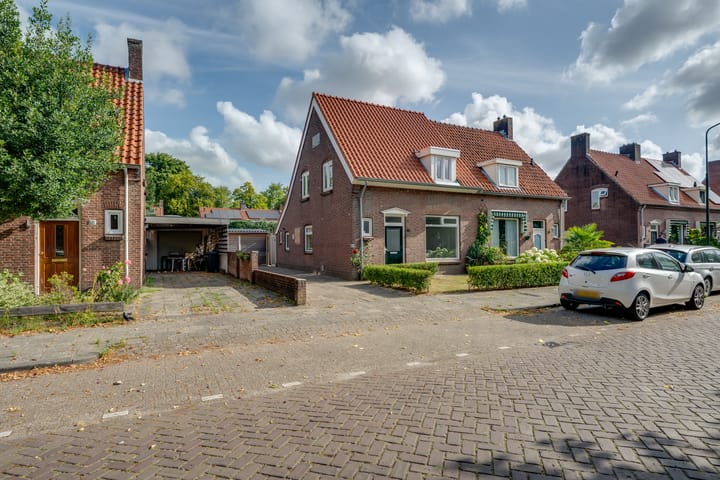 Photo 3 of Prinses Beatrixstraat 40