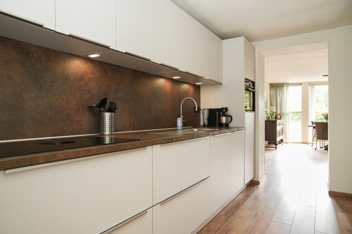 Photo 10 of Dorpsstraat 63