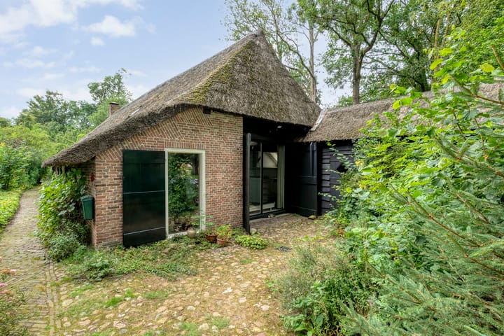 Photo 53 of De Weijert 8