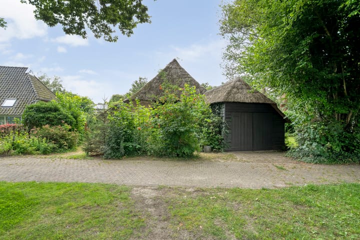 Photo 55 of De Weijert 8