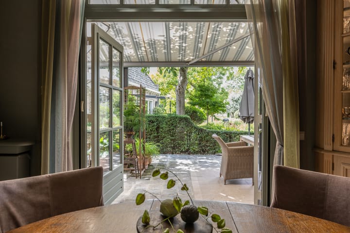 Foto 10 van Dorpsplein 35