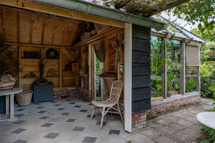 Foto 32 van Dorpsplein 35