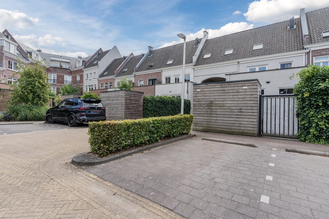 Foto 43 van Laan door de Veste 44