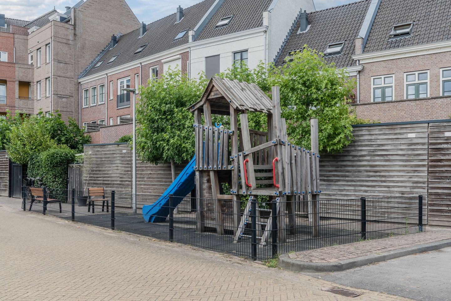 Foto 44 van Laan door de Veste 44