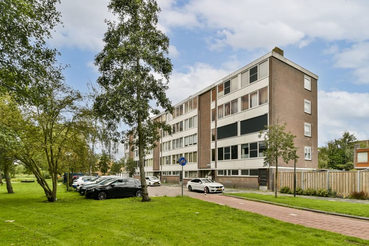 Foto 1 van Van 't Hoffstraat 10