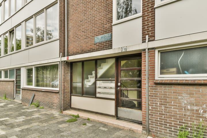 Foto 5 van Van 't Hoffstraat 10