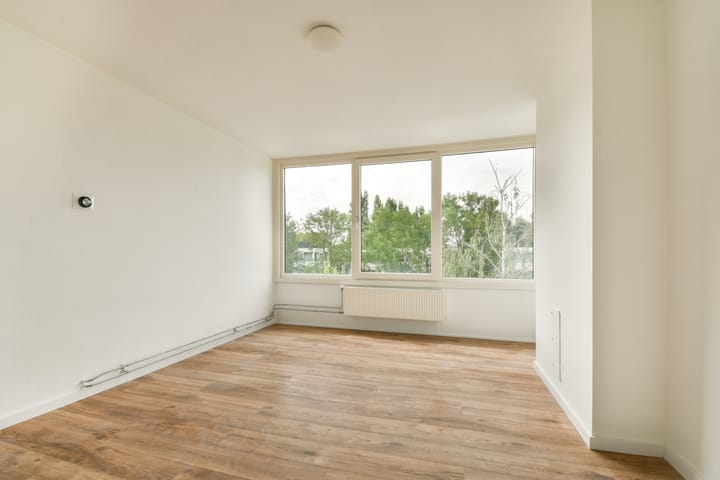 Foto 9 van Van 't Hoffstraat 10