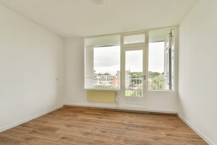 Foto 13 van Van 't Hoffstraat 10