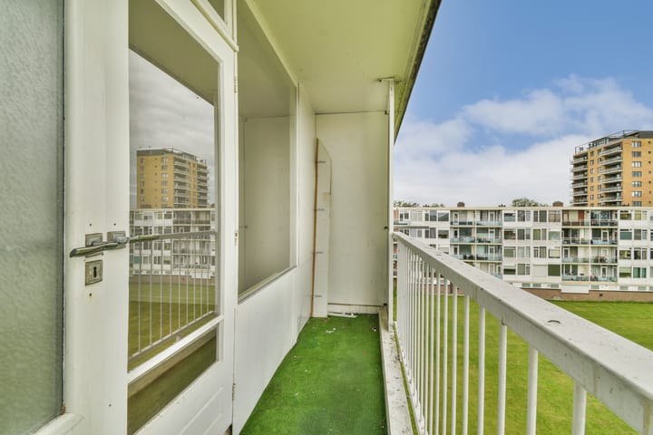 Foto 15 van Van 't Hoffstraat 10