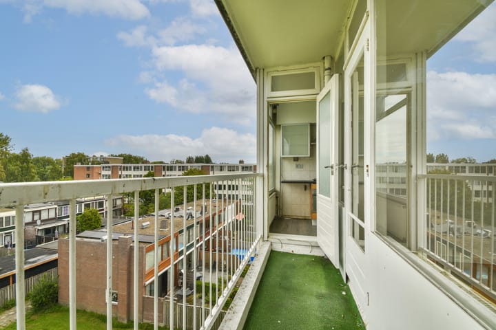 Foto 18 van Van 't Hoffstraat 10