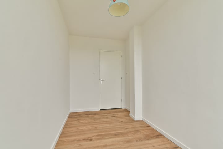 Foto 23 van Van 't Hoffstraat 10